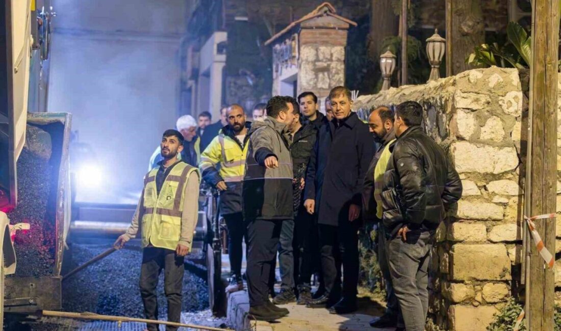 İzmir Büyükşehir Belediye Başkanı Cemil Tugay, şehirde kesintisiz devam eden