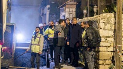 İzmir Büyükşehir Belediye Başkanı Cemil Tugay, şehirde kesintisiz devam eden