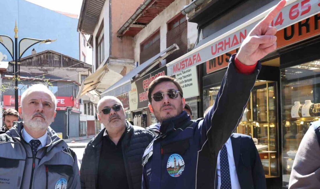 Tokat Belediye Başkanı Mehmet Kemal Yazıcıoğlu, vatandaşların taleplerini yerinde dinleyerek