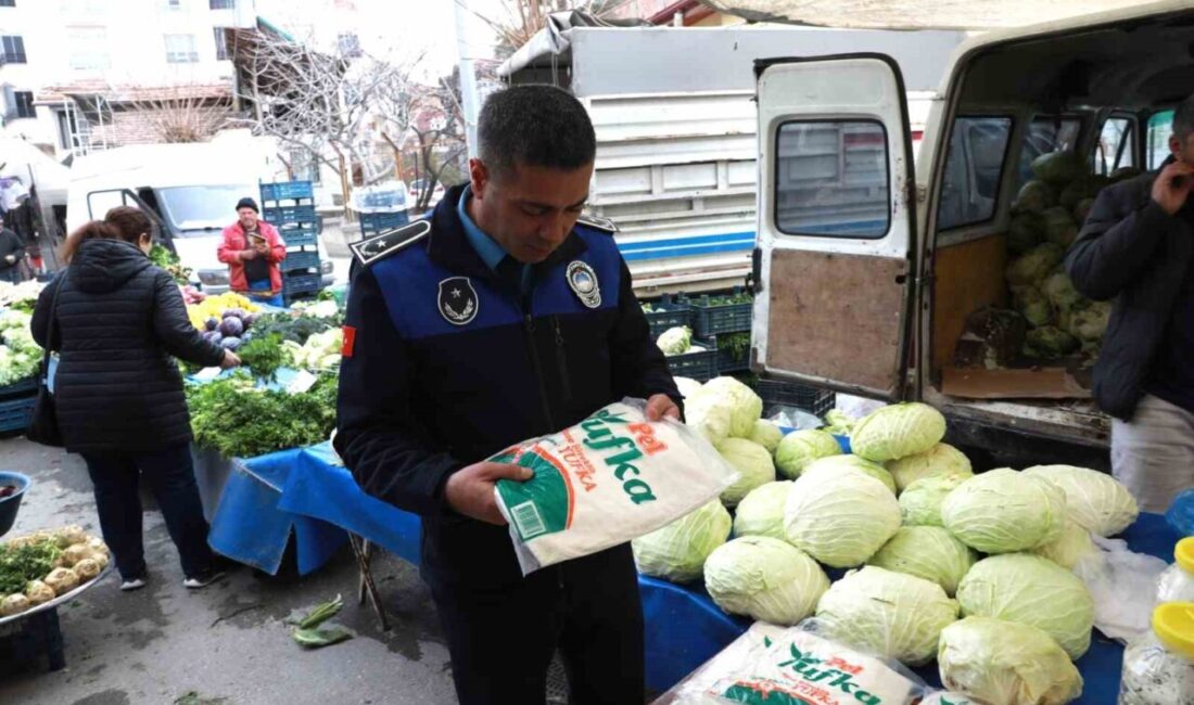 Battalgazi Belediyesi Zabıta Müdürlüğü ekipleri, ilçe genelinde kurulan semt pazarlarında