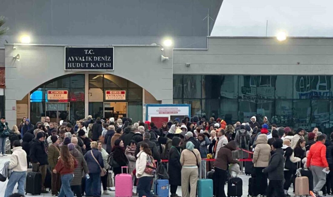 Balıkesir’in Ayvalık ilçesinde Ramazan Bayramı tatilinde Midilli Adası’na yönelik talepte
