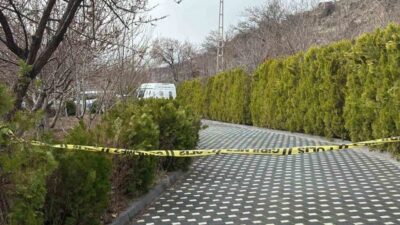 Kayseri’nin Melikgazi ilçesinde bir şahıs, kendini bahçede bulunan ağaca asarak