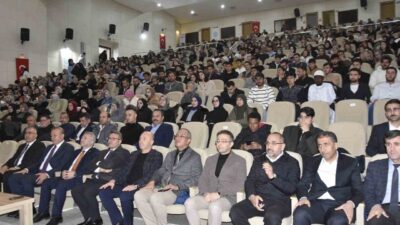 Bitlis Eren Üniversitesi’nde Kur’an-ı Kerim’i Güzel Okuma Yarışması gerçekleştirildi. Üniversite