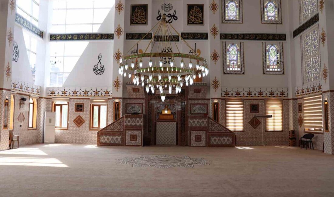 Denizli’nin Beyağaç ilçesinde yapımı 2023 yılında başlayan Merkez Çarşı Camii,