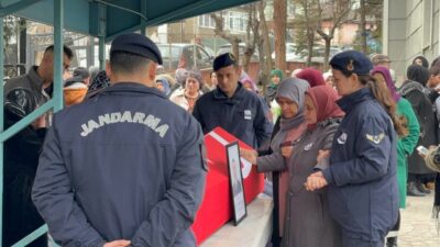 Gümüşhane’de beylik tabancasıyla intihar eden askeri personel, memleketi Karabük’te toprağa