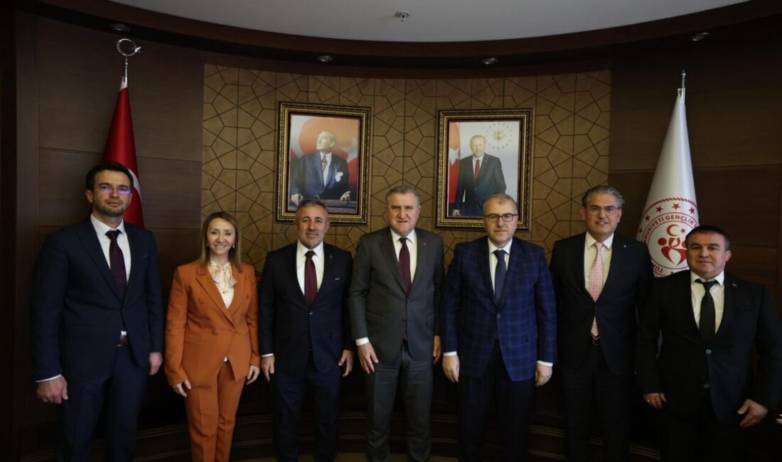 Bilecik’te gençlik ve spor alanına 1 milyar 100 milyon TL’lik