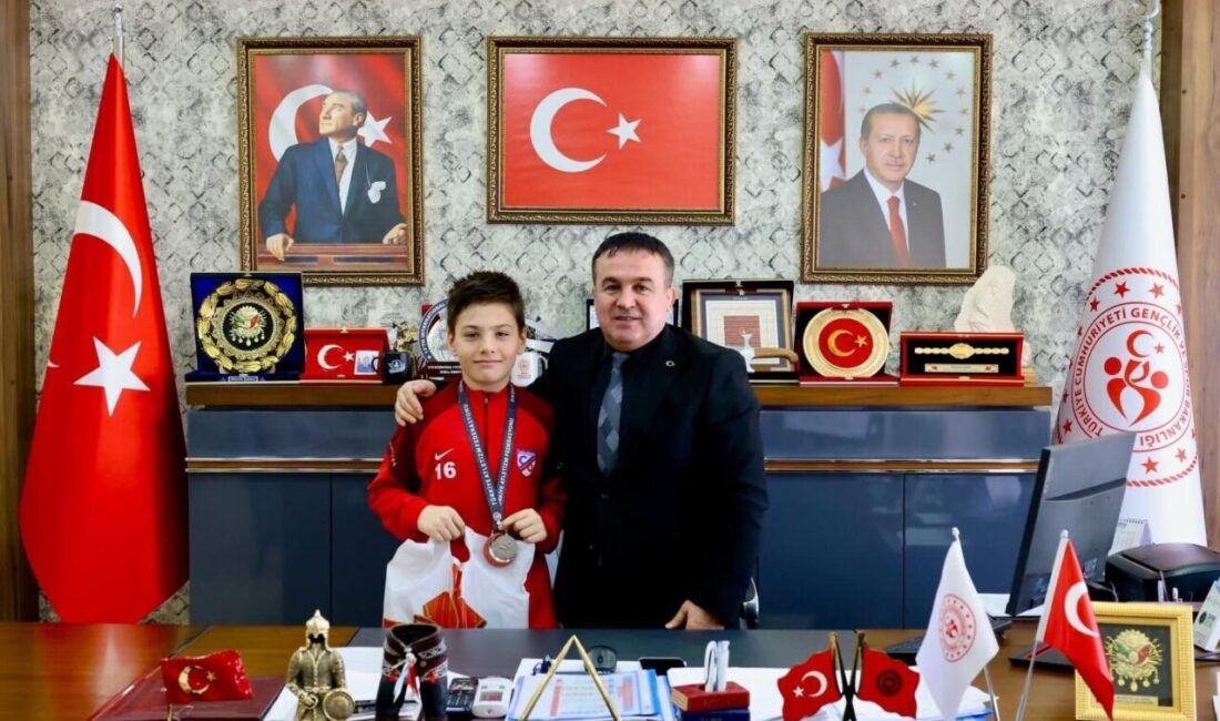 Bilecikli sporcu Yusuf Ata Moralı, Türkiye 2’ncisi oldu. Bursa’da gerçekleşen