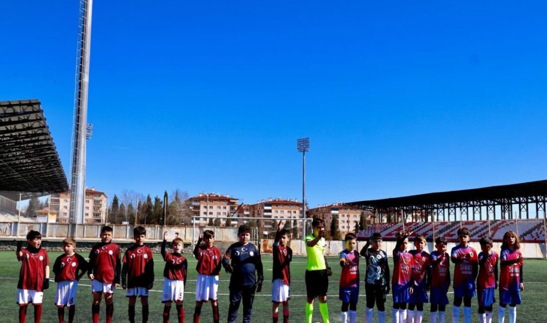 Bilecik’te Okul Spor Faaliyetleri kapsamında düzenlenen Küçük Erkekler Futbol Müsabakaları