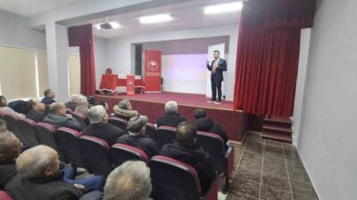 Bilecik’in Yenipazar ilçesinde üreticilere ‘Bitki koruma ürünleri’ ve ‘Gıda hijyeni’