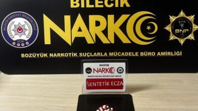Bilecik’in Bozüyük ilçesinde gerçekleştirilen uyuşturucu operasyonunda 2 kişi gözaltına alındı.