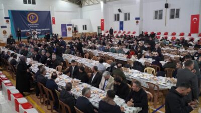 Birlik Vakfı Kayseri Şubesi tarafından geleneksel iftar programı düzenlendi. Kayseri