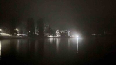 Bolu’da her bayram binlerce ziyaretçi ağırlayan Gölcük Tabiat Parkı’nda kar