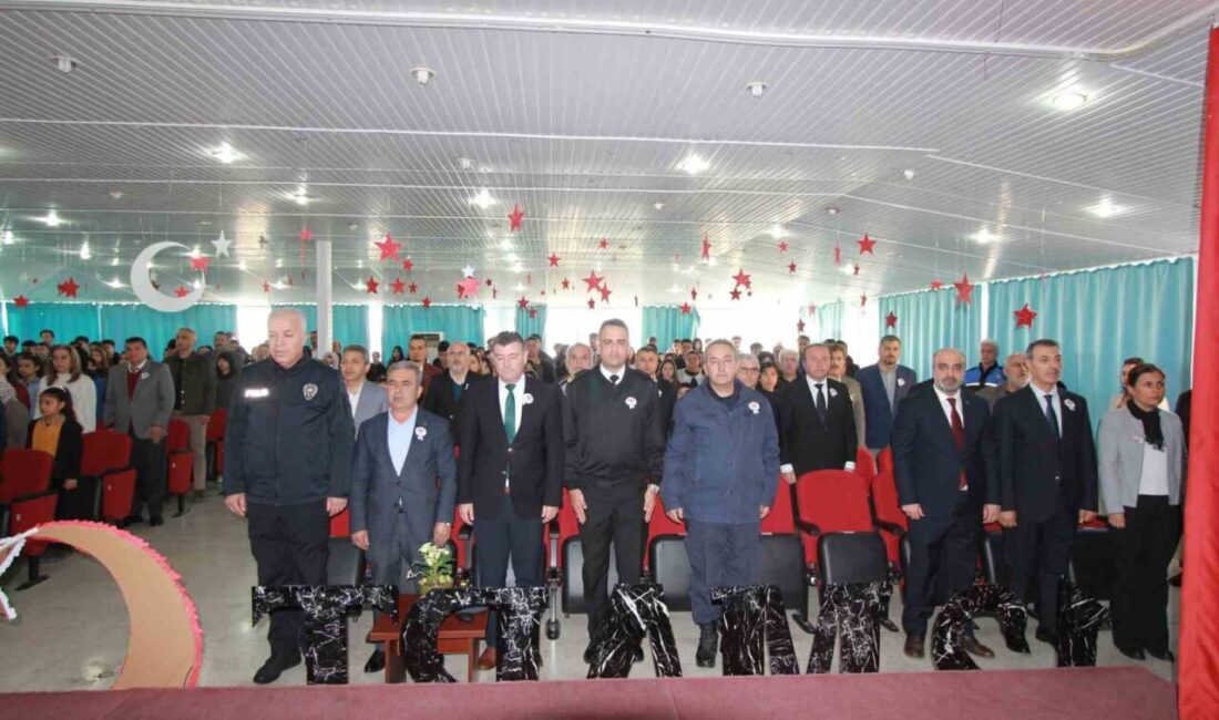 Mersin’in Bozyazı ilçesinde, İstiklal Marşı’nın kabulünün yıl dönümü ve Mehmet