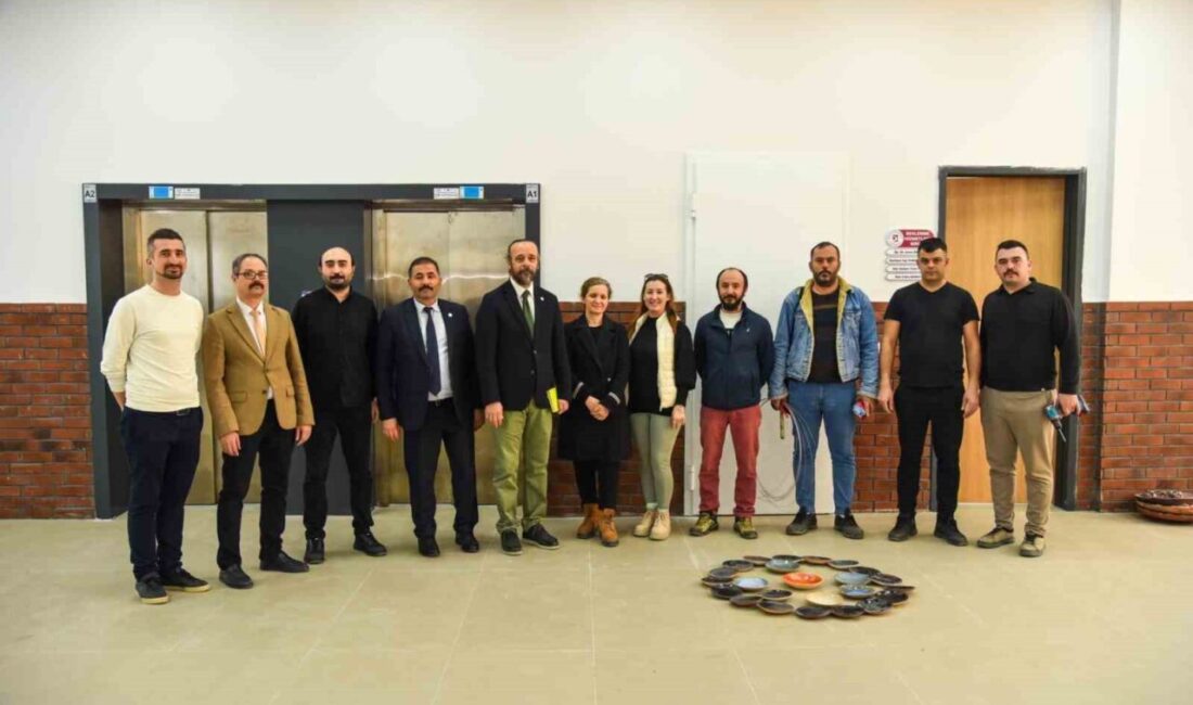 Bilecik Şeyh Edebali Üniversitesi (BŞEÜ) yeni yemekhanesi, Güzel Sanatlar ve