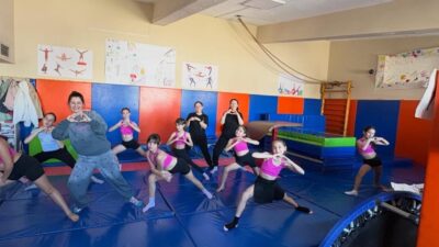 Burhaniye ilçesinde, Dünya Kadınlar Günü çeşitli etkinliklerle kutlanırken, anneler ve