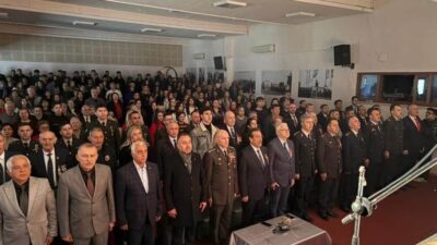 Burhaniye’de 18 Mart Çanakkale Zaferi ve Şehitleri Anma Günü Çelenk