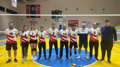 Burhaniye ilçesinde, Gençlik ve Spor İlçe Müdürlüğü tarafından “4’ten 84’e