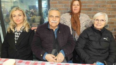 Burhaniye ilçesinde, Börezli köyünde düzenlenen geleneksel iftar yemeği yoğun ilgi