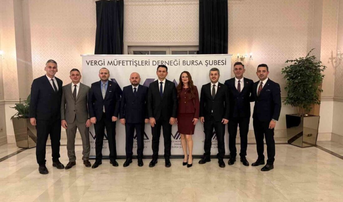 Vergi Müfettişleri Derneği (VMD) Bursa Şubesi tarafından düzenlenen iftar programında,