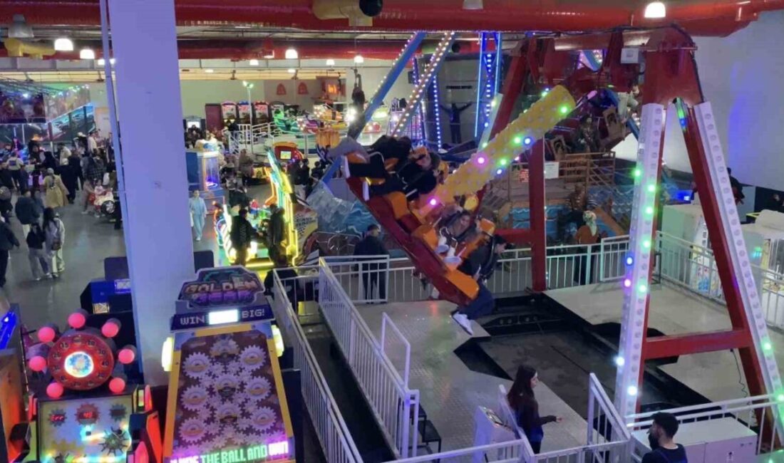 Ramazan Bayramı’nda etkili olan yağışlı hava, Bursalı vatandaşların bayram ziyaretleri