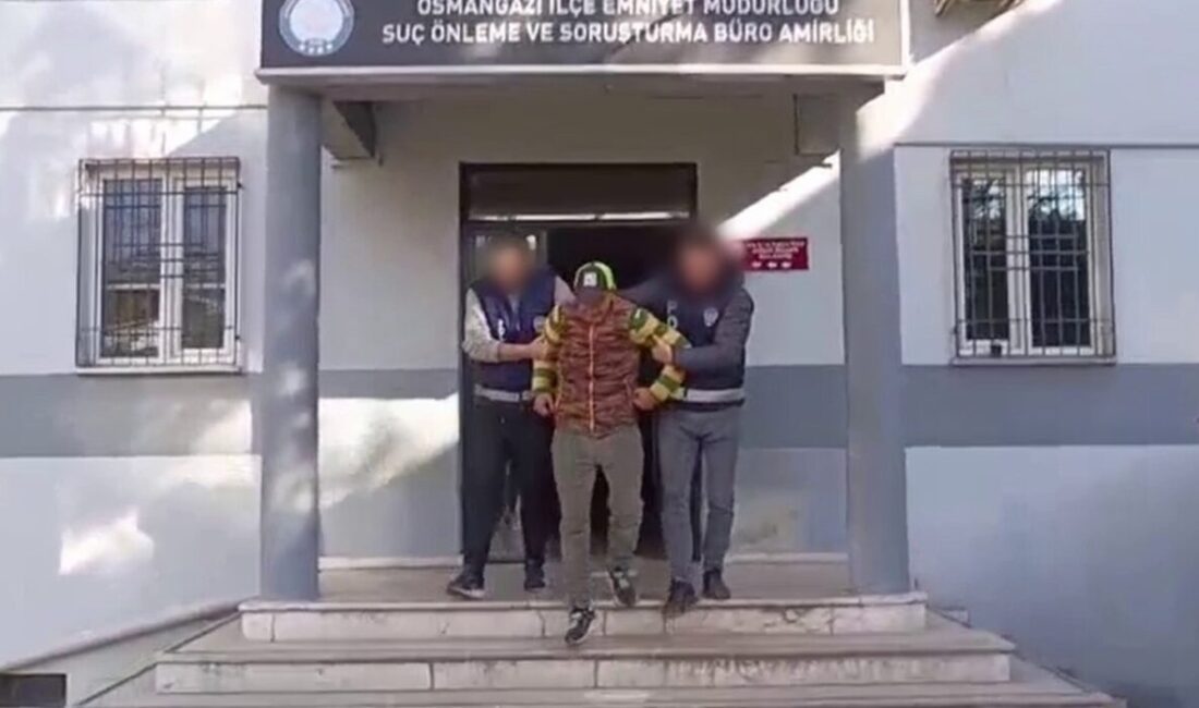 Bursa’nın Osmangazi ilçesinde haklarında kesinleşmiş hapis cezası bulunan iki şüpheli