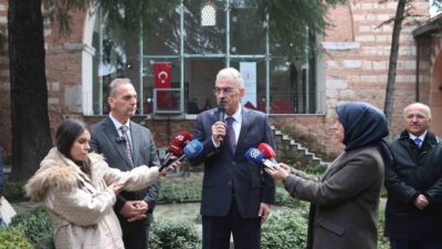 Memlük Sultanı Berkuk tarafından 14. yüzyılda Yıldırım Bayezid Han’a hediye