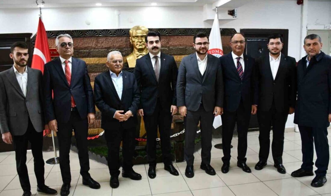 Büyükşehir Belediye Başkanı Memduh Büyükkılıç ve AK Parti Kayseri İl