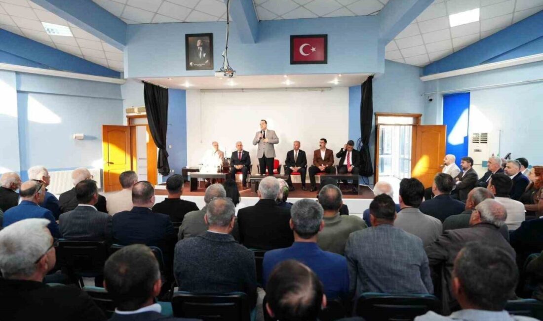 Manisa Büyükşehir Belediye Başkanı Besim Dutlulu, Salihli’de mahalle muhtarları ile