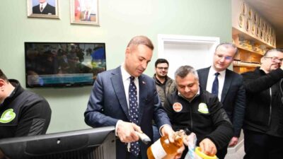 Balıkesir Büyükşehir Belediye Başkanı Ahmet Akın, yerel üreticileri desteklemek ve