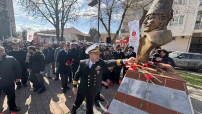 Çanakkale Savaşları kahramanlarından Müstahkem Mevki Komutanı Cevat Paşa, 18 Mart