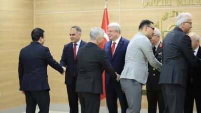 Çankırı’da Ramazan Bayramı dolayısıyla düzenlenen programda protokol üyeleri ve vatandaşlar