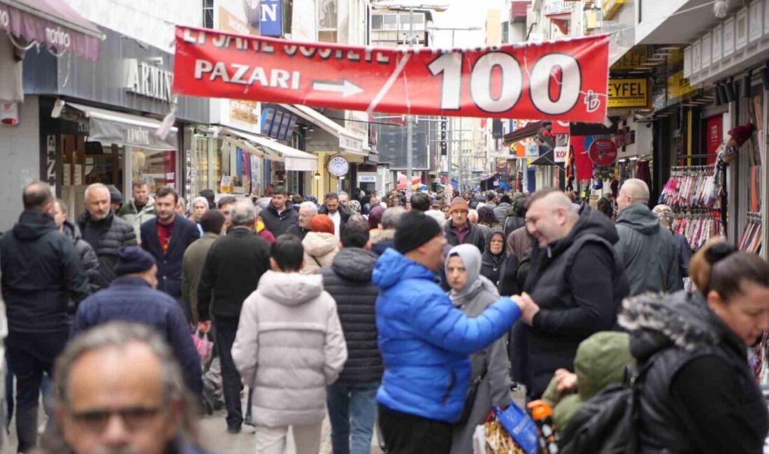 Ramazan Bayramı öncesi Samsun’da çarşı-pazar hareketlendi. Emekli maaşları ve ikramiyelerin