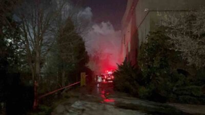 Tekirdağ’ın Çerkezköy ilçesinde bir fabrikada çıkan yangın, itfaiye ekiplerinin müdahalesiyle