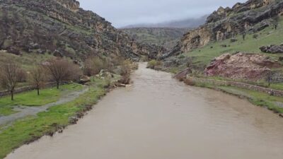 Diyarbakır’ın Çermik ilçesinde iki gündür etkili olan sağanak yağışlardan dolayı,