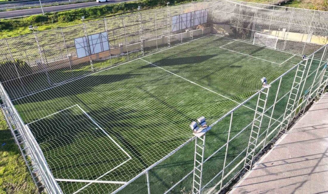 Efeler Belediyesi yıllardır atıl vaziyette bulunan Çeştepe Mahallesi’nde bulunan halı