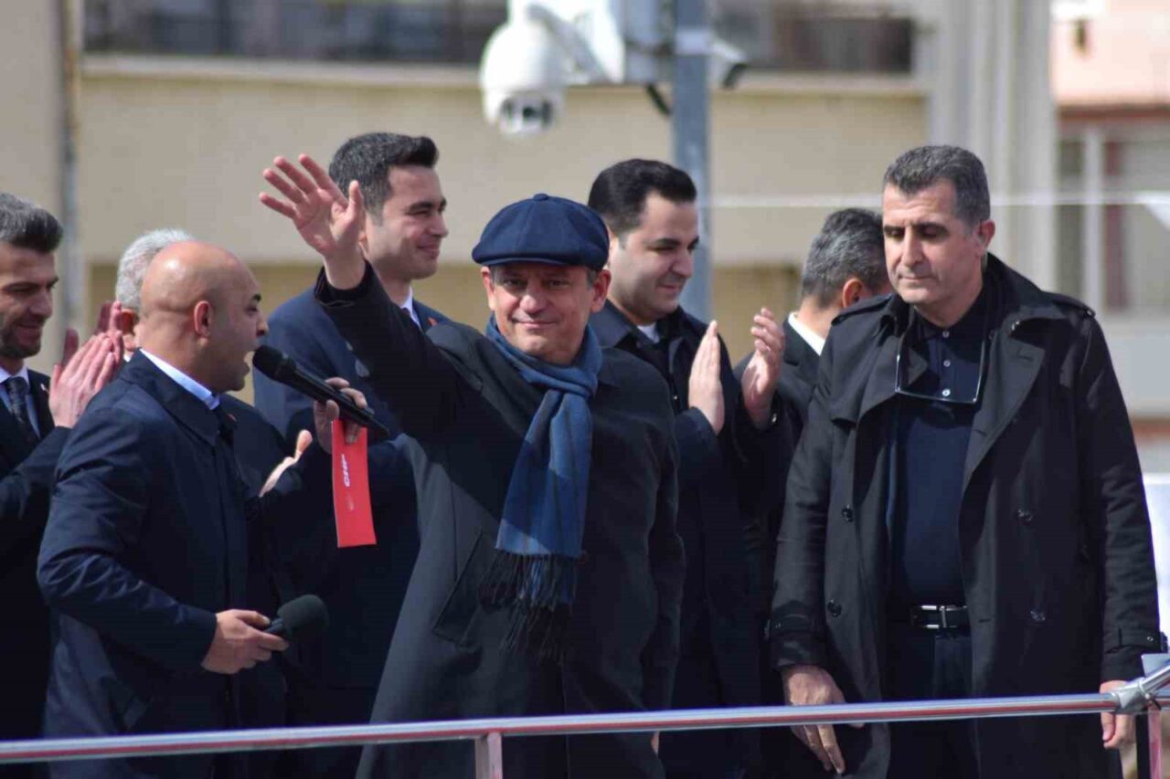 CHP Genel Başkanı Özgür Özel, “Karaman’da son 30 yıldır belediye