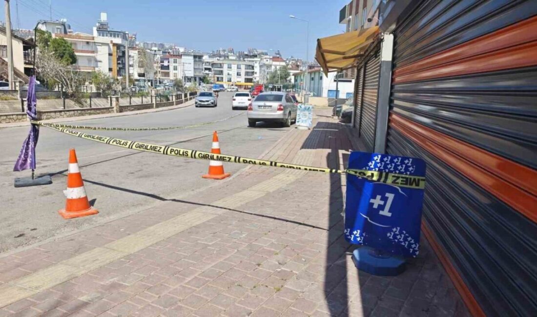 Antalya’da komşu esnaflar arasında çıkan tartışma sonrası 1 kişinin hayatını