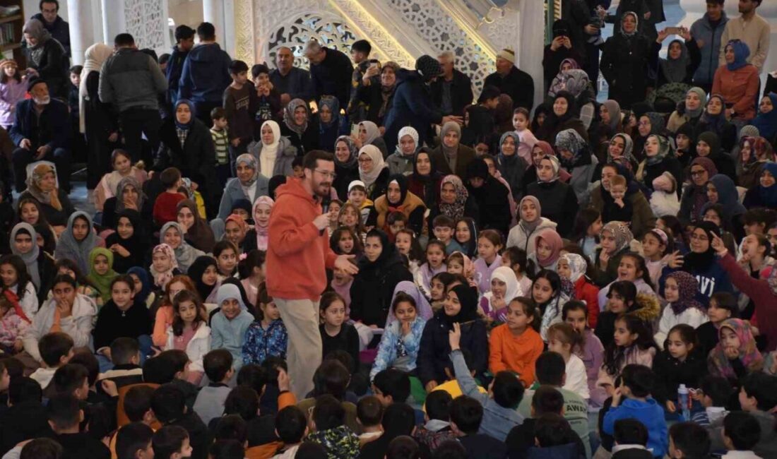 Şahinbey Belediyesi tarafından düzenlenen Ramazan ayı etkinlikleri kapsamında çocuklar, Şahinbey