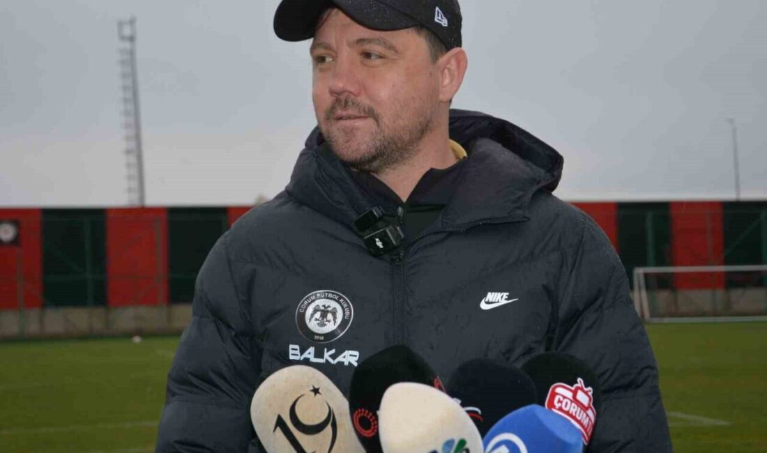 Çorum FK Teknik Direktörü Uğur Uçar, takımla iyi bir uyum