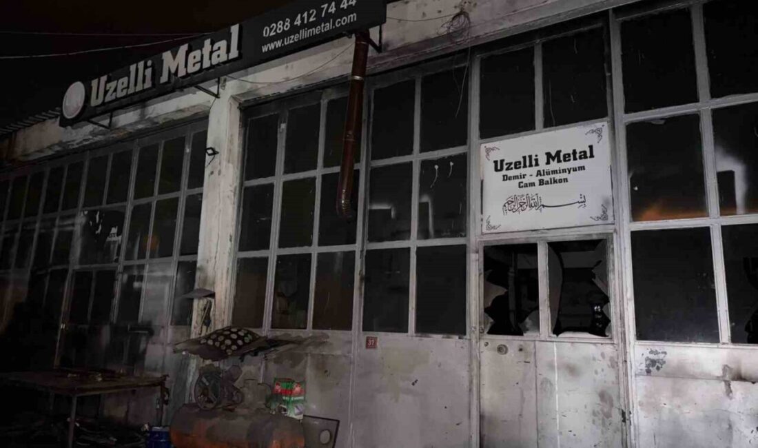 Kırklareli’nin Lüleburgaz ilçesinde sanayi sitesindeki bir demirci dükkânında sobaya tiner