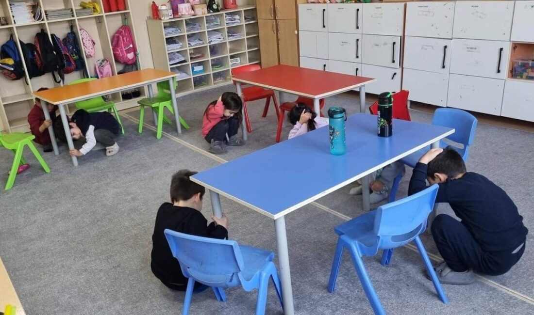 Manisa’nın Sarıgöl ilçesine bağlı Bağlıca Mahallesi’nde bulunan Halil Duran İlkokulu