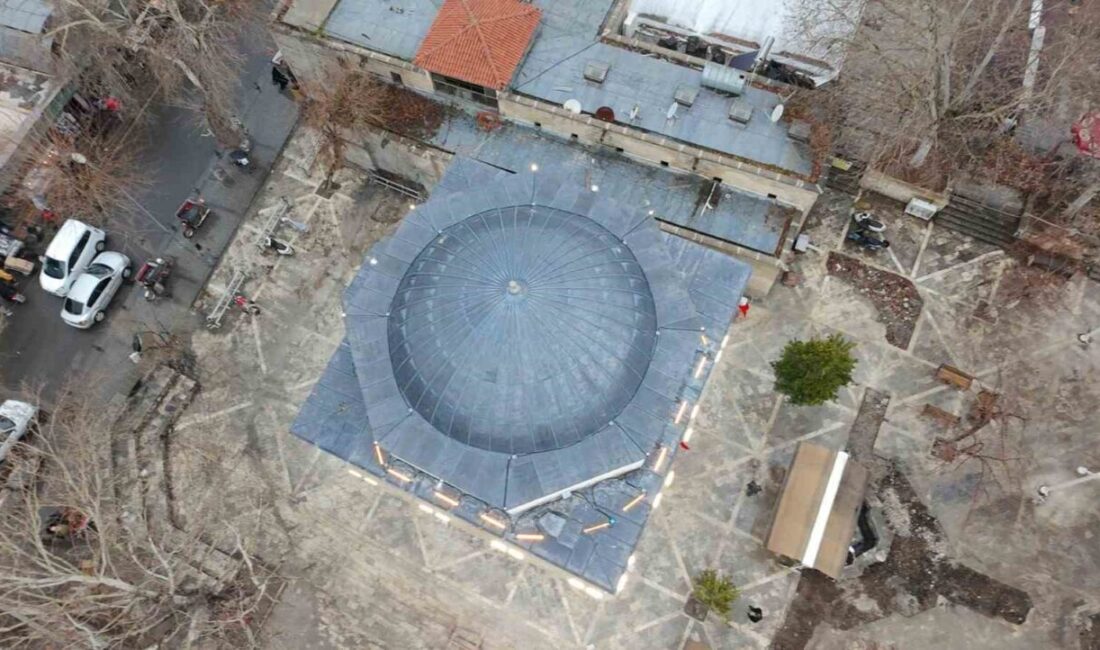 İnanç turizmi merkezlerinin başında gelen Şanlıurfa’da depremlerde hasar gören ve