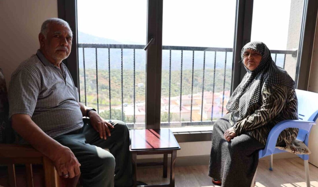 Kahramanmaraş’ta meydana gelen depremlerin ardından evlerini kaybeden depremzede çift, Baykar