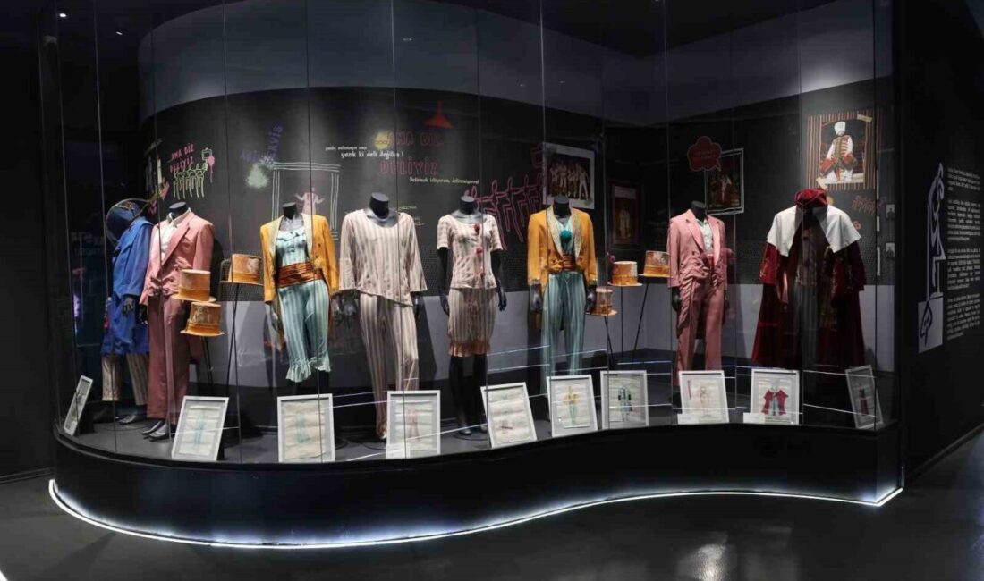 Ataşehir Belediyesi’ne bağlı Mustafa Saffet Kültür Merkezi içerisinde hizmet veren