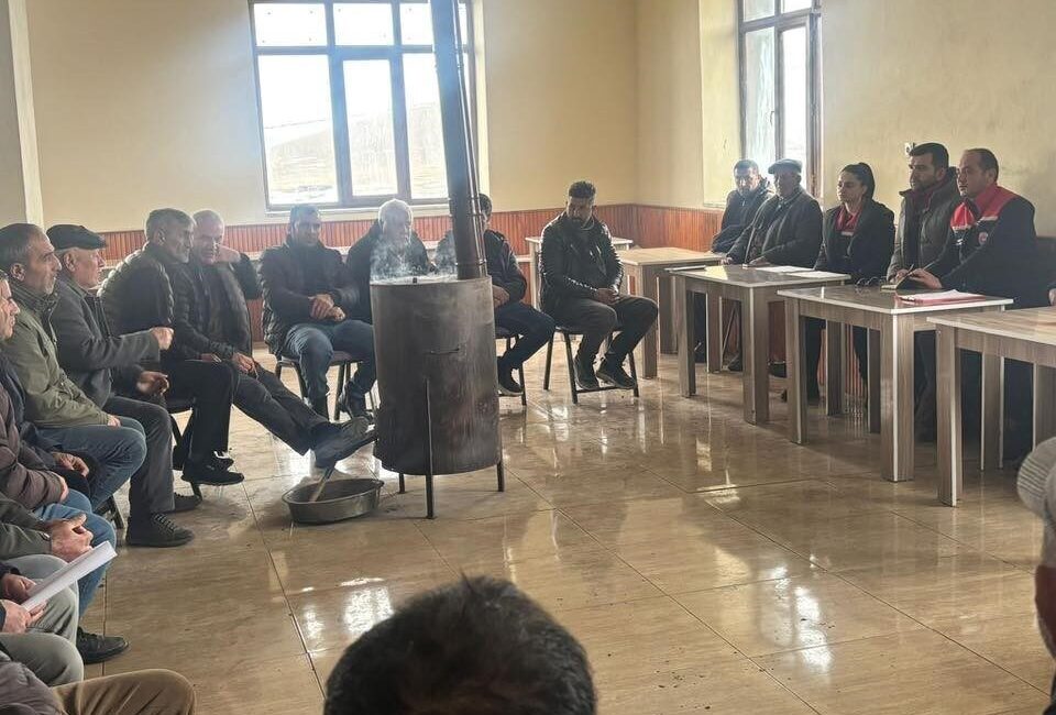 Digor İlçe Tarım ve Orman Müdürlüğü teknik personeli tarafından Alem