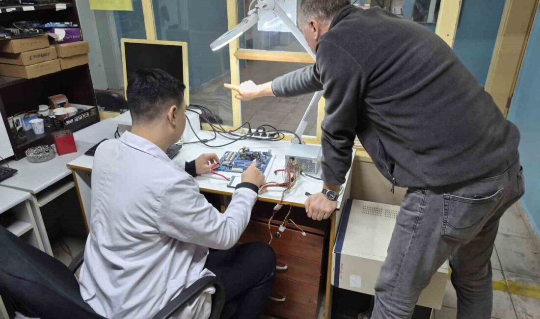 İş dünyasında dijitalleşmenin yaygınlaşmasıyla birlikte Eskişehir Atatürk Endüstri Meslek ve