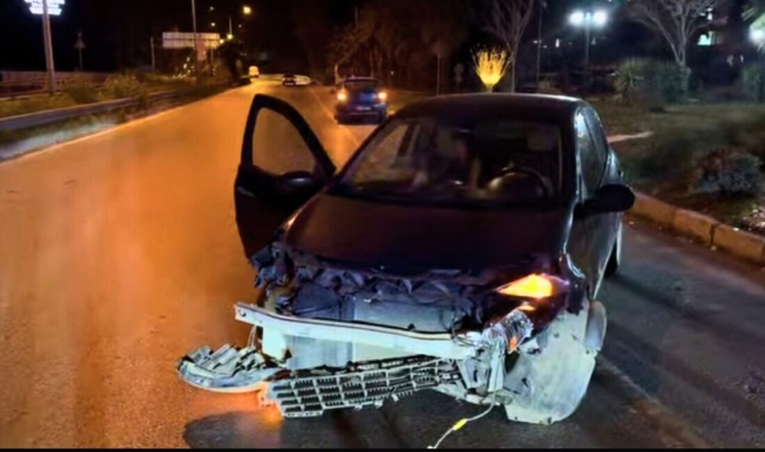 Aydın’ın Söke ilçesinde direksiyn hakimiyetini kavşak içinde sürücüsünün direksiyon hakimiyetini