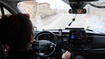 Diyarbakır’da görevli sağlık çalışanı Ayfer Kurt, 10 yıl ambulansın arka