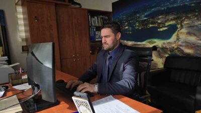 Doç. Dr. Mustafa Özalp, ABD-İsrail ile İran arasında yaşanan savaşta