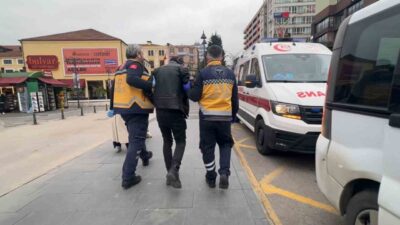 Samsun’da dolmuşta fenalaşan 37 yaşındaki bir yolcu, ambulansla hastaneye kaldırıldı.